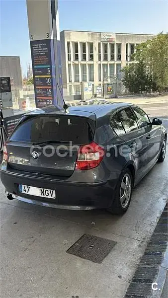 Usado BMW 116 115 CV (84 kW) 2006 Gris / plata Utilitario