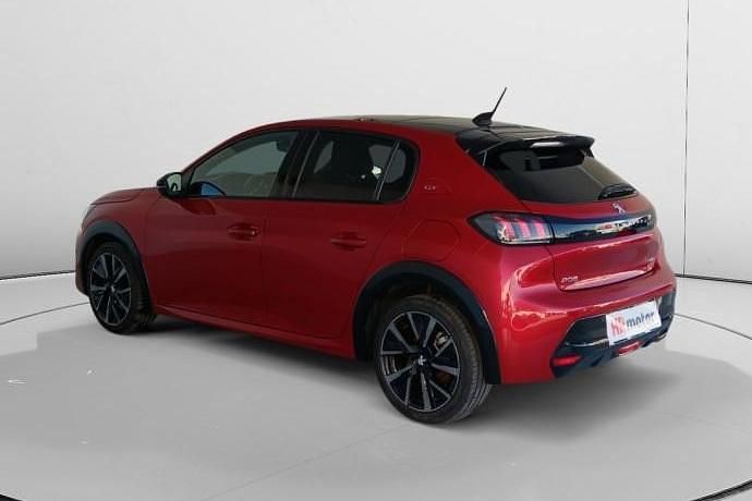 Usado Peugeot 208 GT 102 CV (75 kW) 2022 Rojo Utilitario