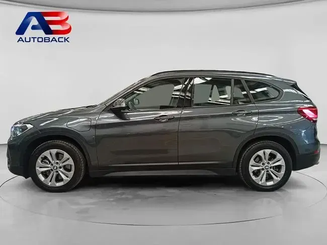 Usado BMW X1 220 CV (161 kW) 2021 Gris / plata SUV