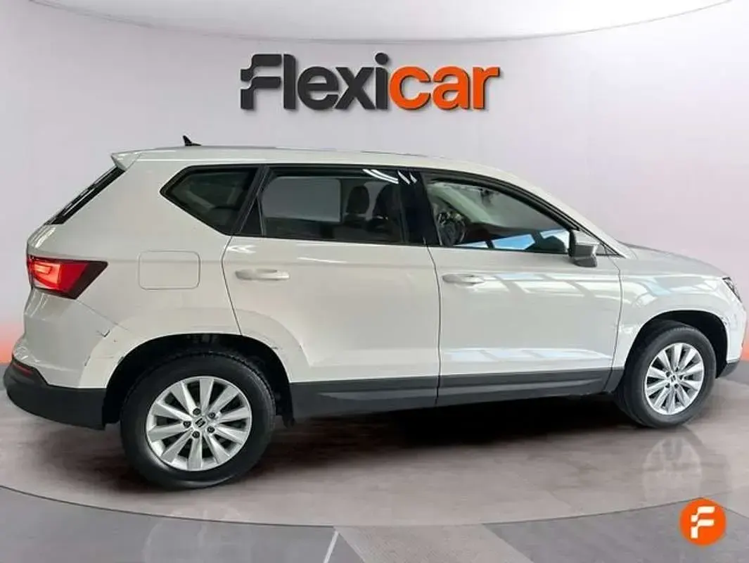 Usado Seat Ateca Reference 110 CV (80 kW) 2023 Blanco SUV