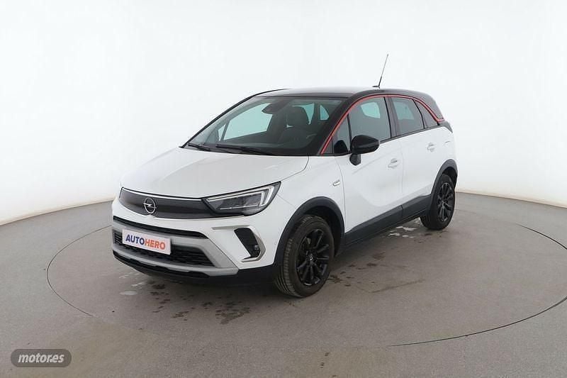 Usado Opel Crossland X GS Line 110 CV (80 kW) 2021 Blanco SUV