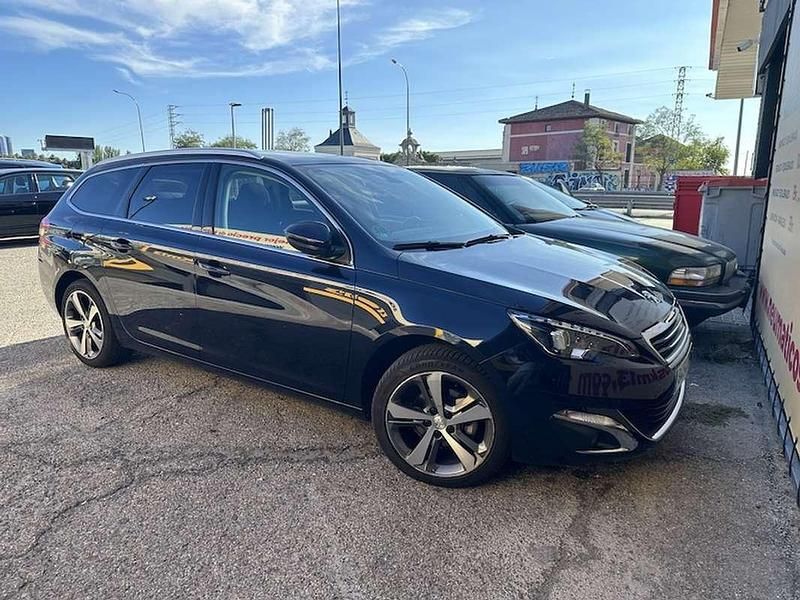 Usado 2016 Peugeot 308 SW Allure Familiar | 6600 € (Precio justo) - Imagen 1/4