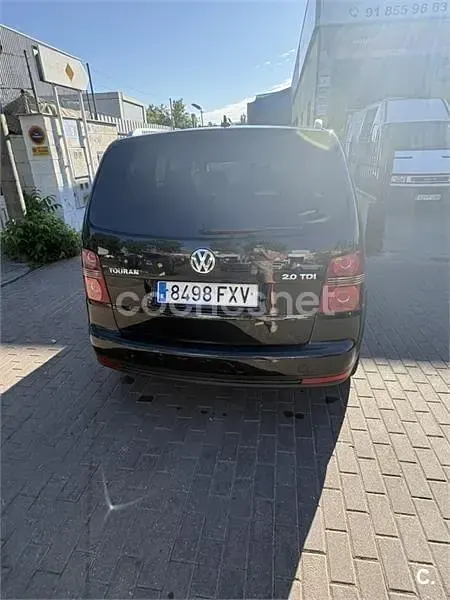 Usado VW Touran 140 CV (102 kW) 2007 Negro Monovolumen
