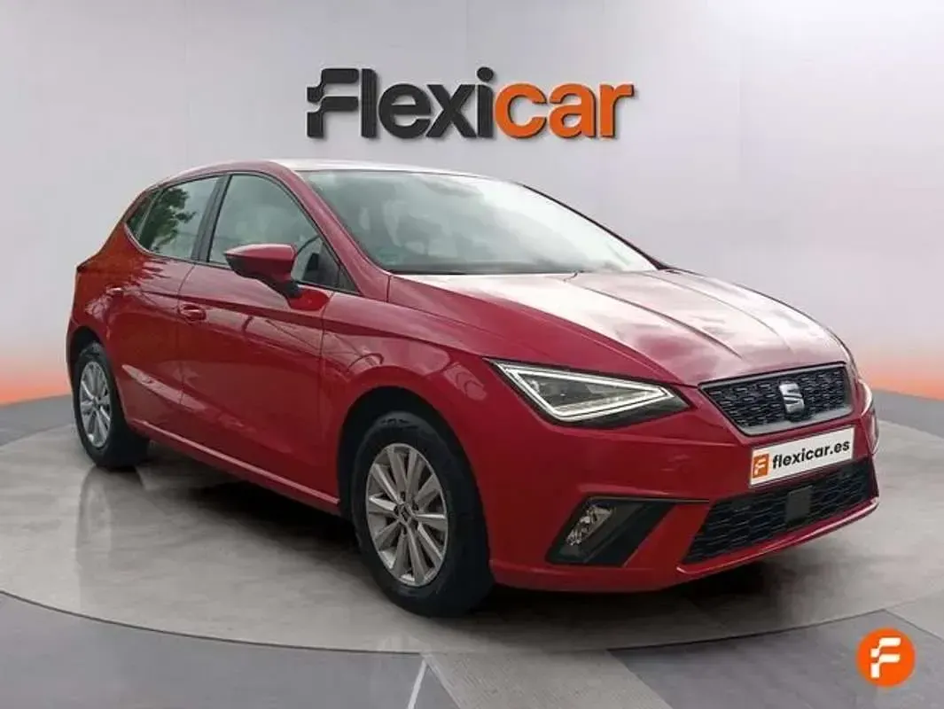 Usado Seat Ibiza Style 116 CV (85 kW) 2023 Rojo Utilitario