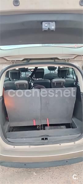 Usado Renault Scénic III Dynamique 130 CV (95 kW) 2012 Beige Monovolumen