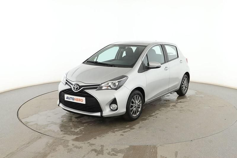 Plata Usado 2016 Toyota Yaris Active Berlina | 12.699 € (Precio justo) - Imagen 1/3