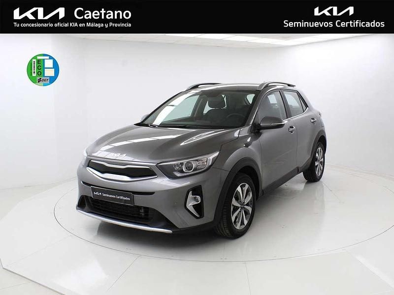 Usado Kia Stonic 101 CV (74 kW) 2025 Gris SUV