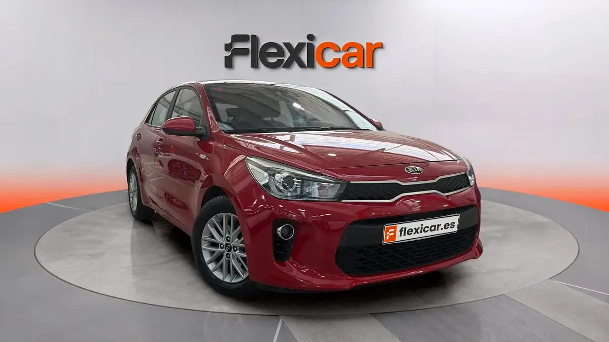 Usado Kia Rio 84 CV (61 kW) 2019 Berlina
