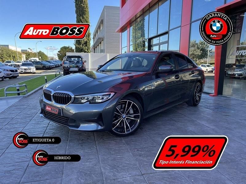 Gris / plata Usado 2021 BMW 330e M Sport Berlina | 26.900 € (Buen precio) - Imagen 1/3
