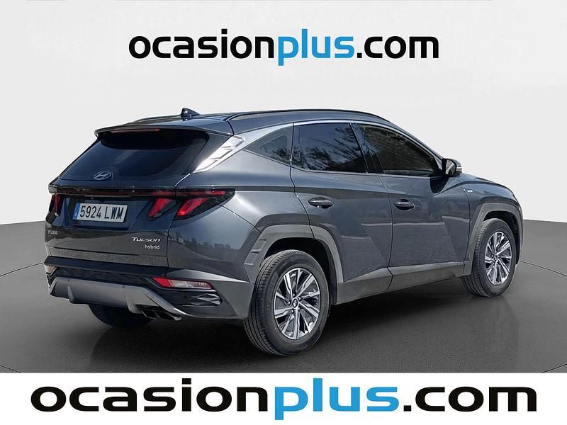 Usado Hyundai Tucson 136 HP (100 kW) 2022 Cinzento SUV