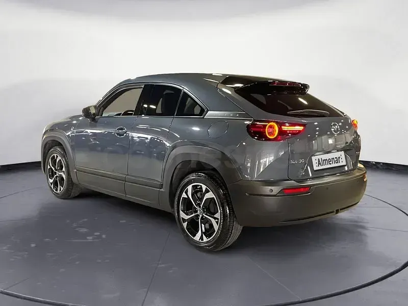 Usado Mazda MX30 Makoto 170 CV (125 kW) 2025 Gris / plata SUV