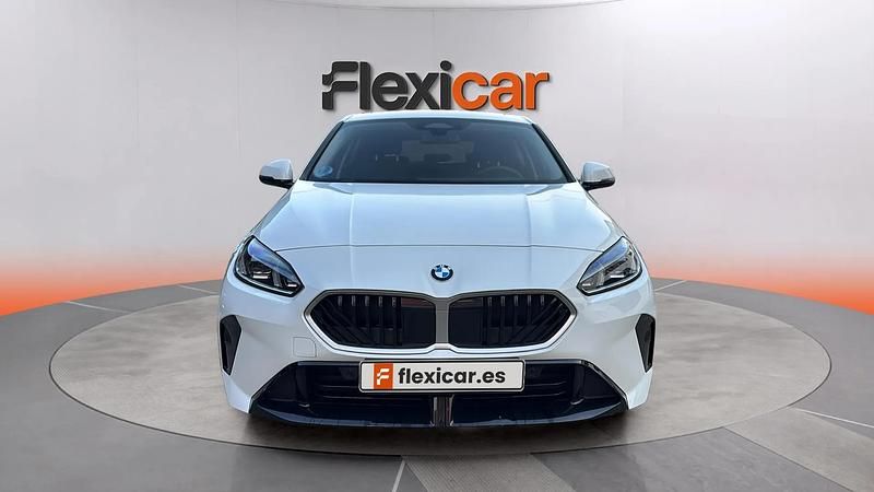Usado BMW 120 163 CV (119 kW) 2025 Blanco Utilitario