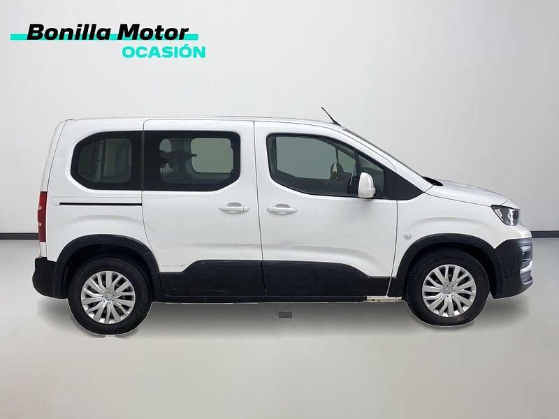 Usado Peugeot Rifter Active 100 CV (73 kW) 2021 Blanco Monovolumen