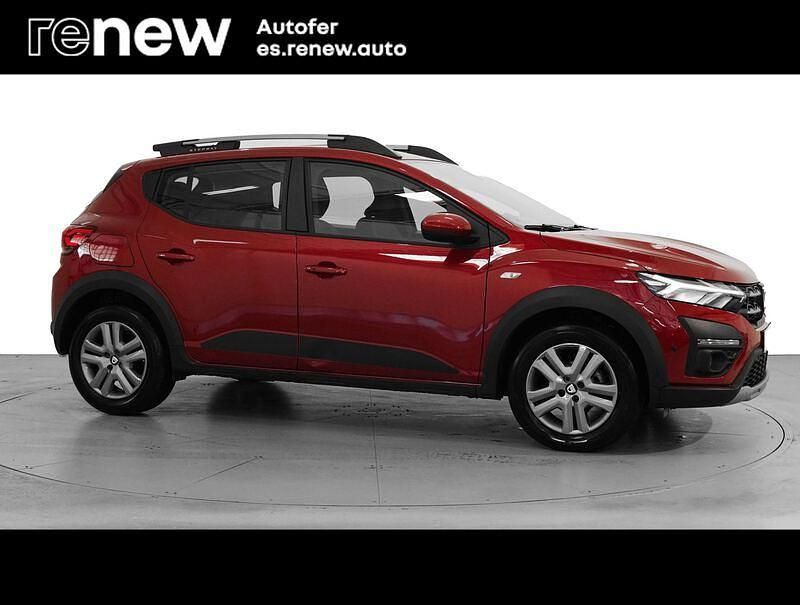 Usado Dacia Sandero Essentiel 100 CV (73 kW) 2022 Rojo Berlina
