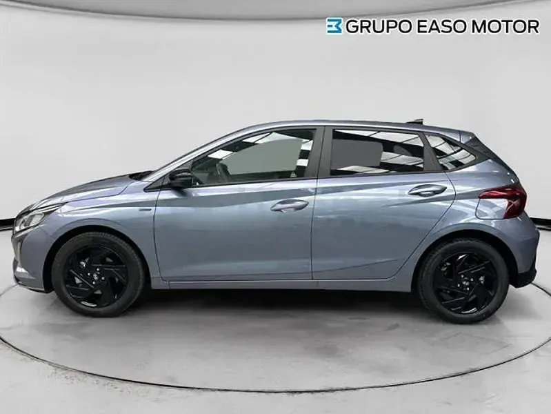 Nuevo Hyundai i20 Blackline 90 CV (66 kW) 2026 Azul Utilitario