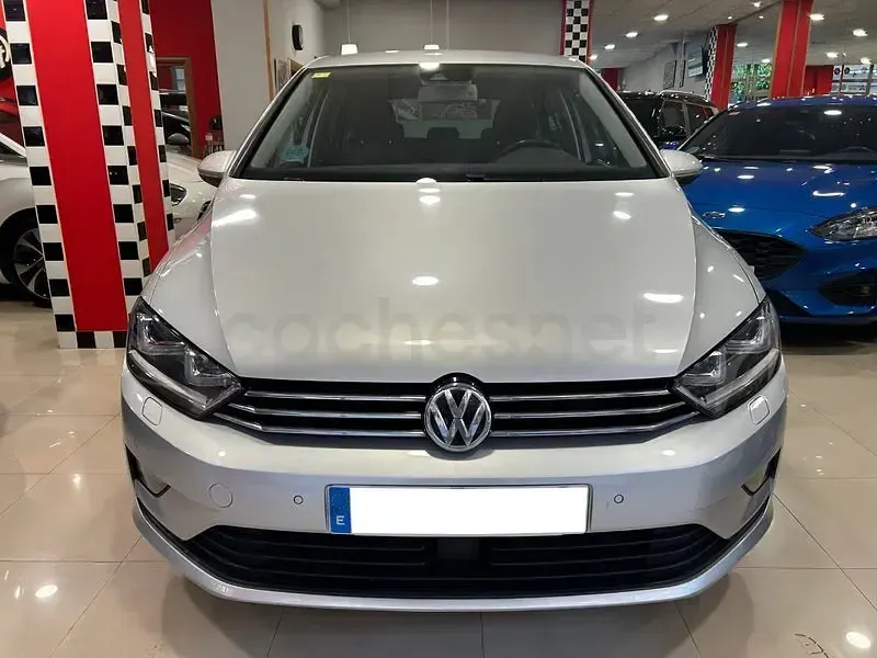 Usado VW Golf Sportsvan Sportline 110 CV (80 kW) 2015 Gris / plata Monovolumen