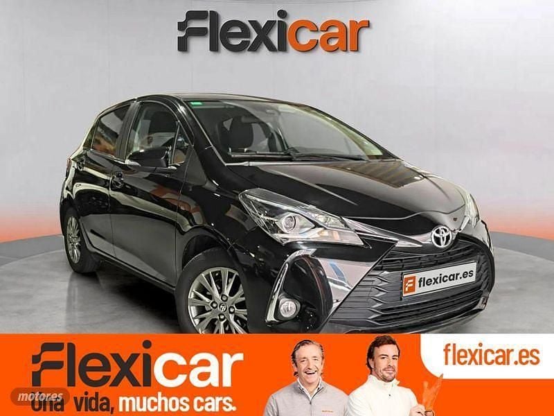 Usado Toyota Yaris Edition 111 CV (81 kW) 2019 Negro Berlina