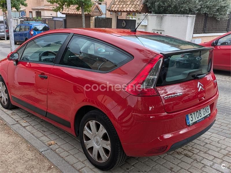Usado Citroën C4 90 CV (66 kW) 2009 Rojo Berlina