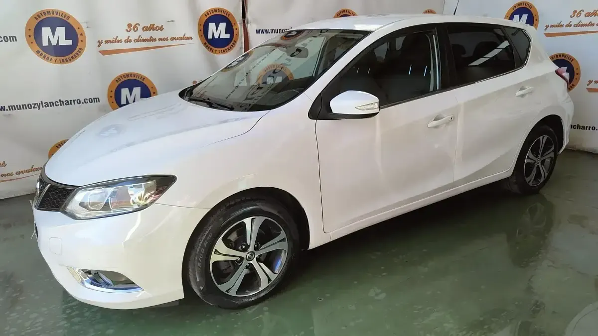 Usado Nissan Pulsar 110 CV (80 kW) 2018 Blanco Utilitario
