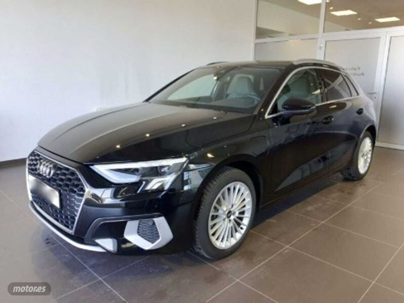 Negro Usado 2021 Audi A3 e-tron S-Line Utilitario | 29.500 € (Caro) - Imagen 1/4