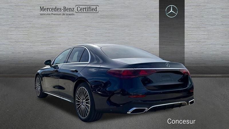 Usado Mercedes E220 197 CV (144 kW) 2024 Azul Berlina
