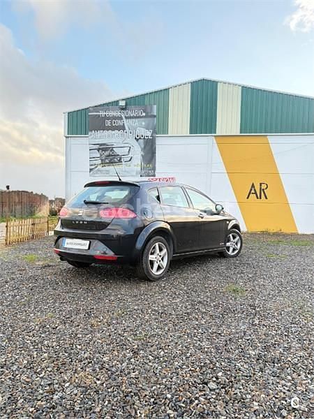 Usado Seat Leon Copa 90 CV (66 kW) 2012 Negro Berlina