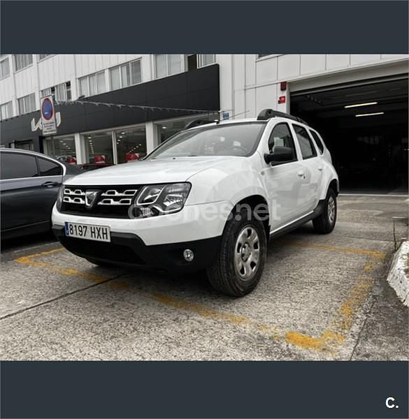 Usado Dacia Duster Ambiance 109 CV (80 kW) 2014 Blanco SUV