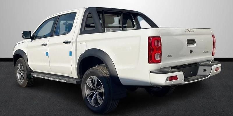 Nuevo EVO Cross 4 136 CV (100 kW) 2025 Blanco Recogida