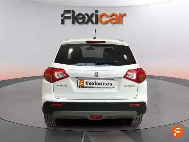 Usado Suzuki Vitara GL 120 CV (88 kW) 2016 Blanco SUV