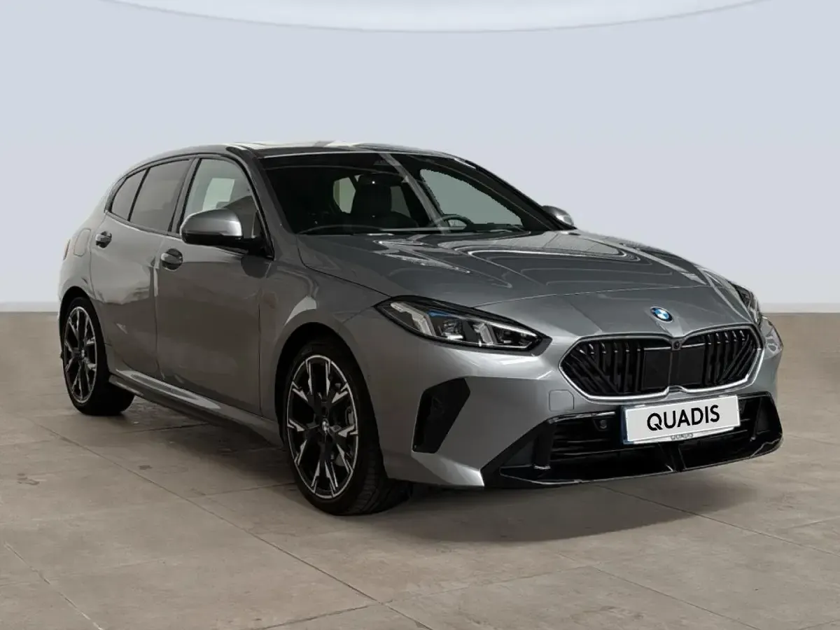 Nuevo BMW 120 Comfort Edition 163 CV (119 kW) 2026 Gris Utilitario