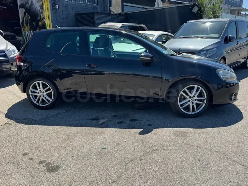 Usado VW Golf VI Advance 122 CV (89 kW) 2010 Negro Berlina