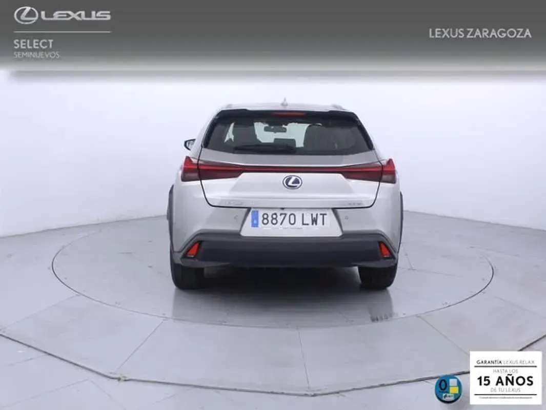 Usado Lexus UX 300e Executive Line 150 kW (204 CV) 2022 Gris SUV
