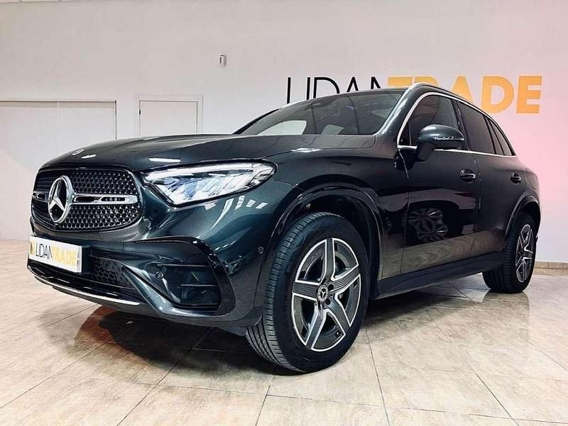 Usado Mercedes GLC300e 333 CV (244 kW) 2023 Gris / plata SUV
