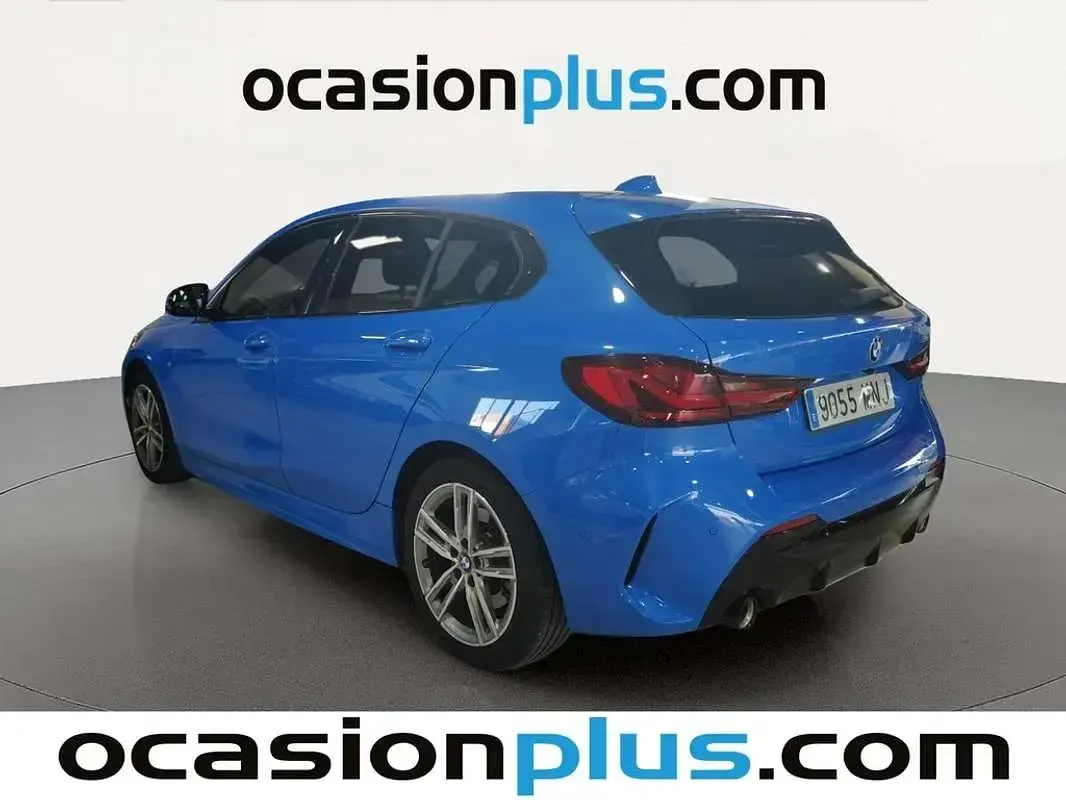Usado BMW 120 178 CV (130 kW) 2024 Azul Utilitario