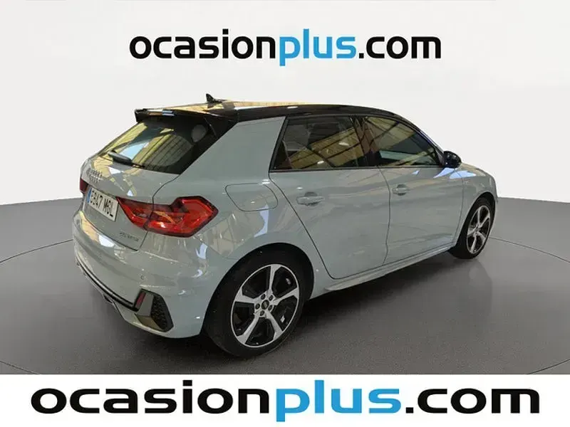 Usado Audi A1 Sportback S-Line 95 CV (69 kW) 2023 Gris / plata Utilitario