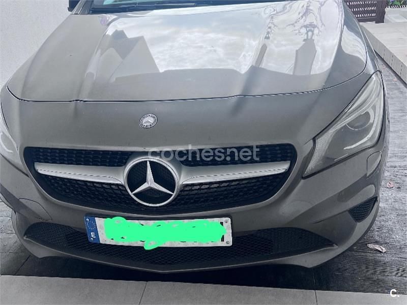 Usado Mercedes CLA220 170 CV (125 kW) 2015 Gris / plata Berlina