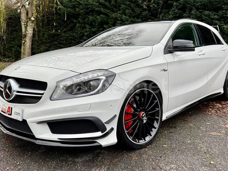 Blanco Usado 2014 Mercedes A45 AMG AMG Berlina | 26.999 € (Precio justo) - Imagen 1/4