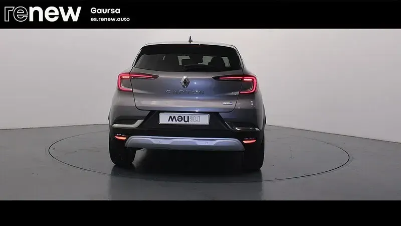 Usado Renault Captur Zen 145 CV (106 kW) 2022 Gris SUV