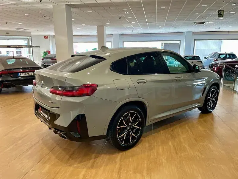 Usado BMW X4 xLine 190 CV (139 kW) 2024 Gris / plata SUV