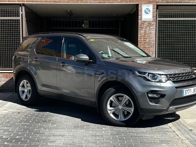 Usado Land Rover Discovery Sport Pure 150 CV (110 kW) 2015 Gris / plata SUV