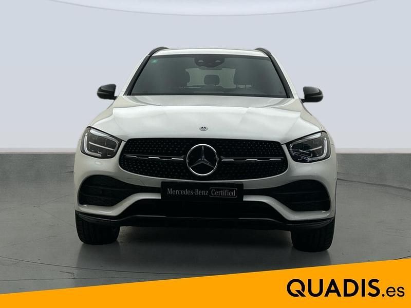 Usado Mercedes GLC300e AMG line 320 CV (235 kW) 2021 Blanco SUV