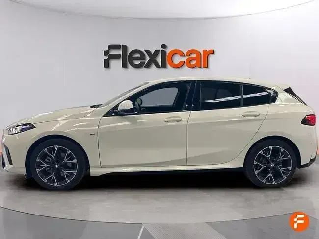 Usado BMW 120 163 CV (119 kW) 2025 Blanco Utilitario
