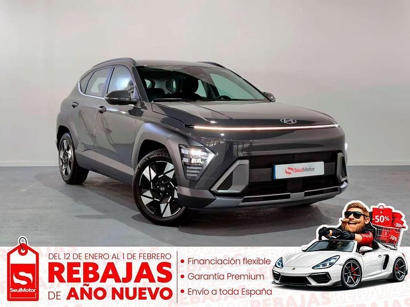 Gris / plata Usado 2023 Hyundai Kona SUV | 27.999 € (Caro) - Imagen 1/4