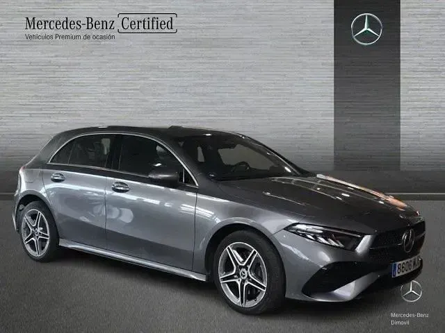 Usado Mercedes A250 218 CV (160 kW) 2023 Gris montaña Berlina