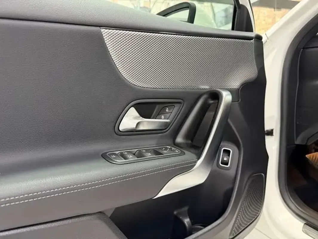 Usado Mercedes A250 218 CV (160 kW) 2022 Blanco Berlina