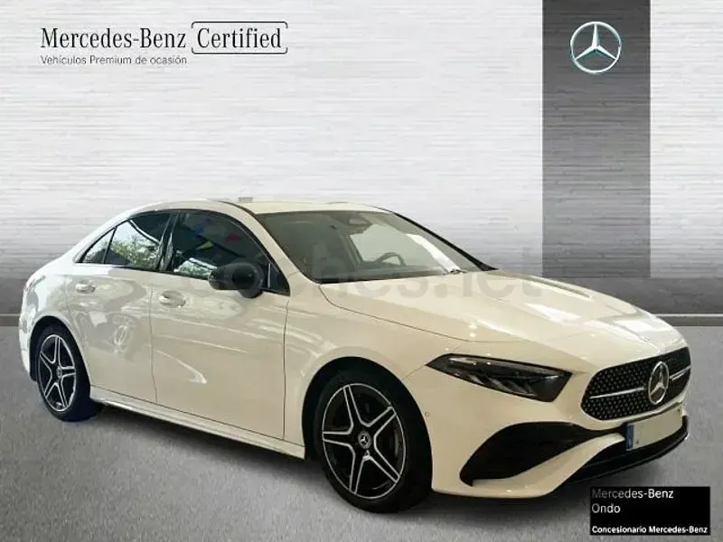 Usado Mercedes A200 150 CV (110 kW) 2025 Blanco Berlina