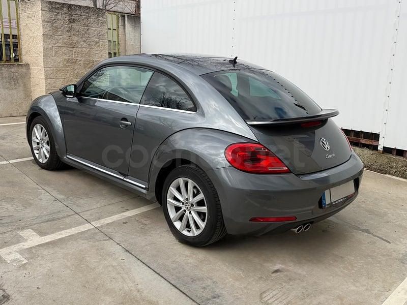 Usado VW Beetle Edition 160 CV (117 kW) 2012 Gris / plata Utilitario