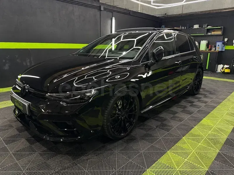 Usado VW Golf VIII Black Edition 333 CV (244 kW) 2025 Negro Berlina