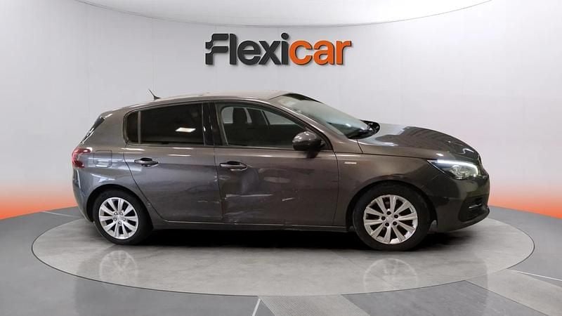 Usado Peugeot 308 Access 110 CV (80 kW) 2020 Azul Utilitario