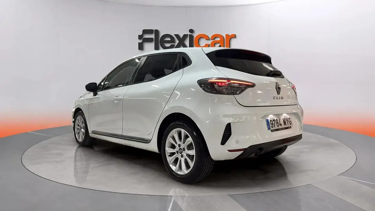 Usado Renault Clio V Evolution 90 CV (66 kW) 2025 Blanco Berlina